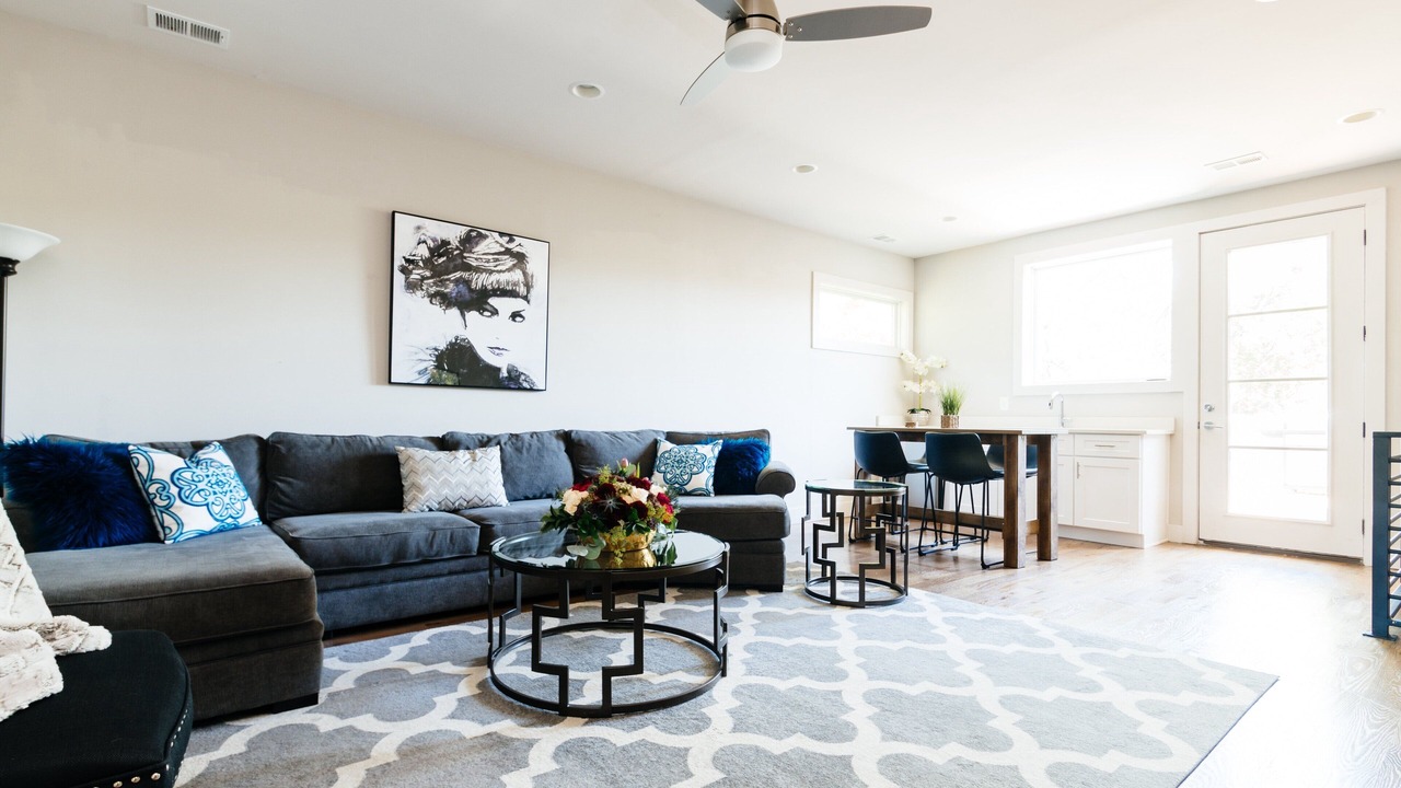 Photo of Livingroom in Melrose
