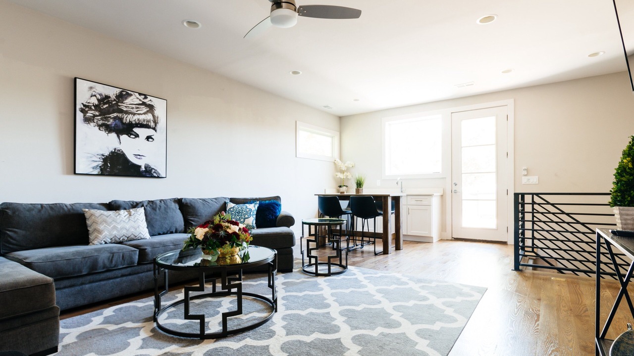 Photo of Livingroom in Melrose