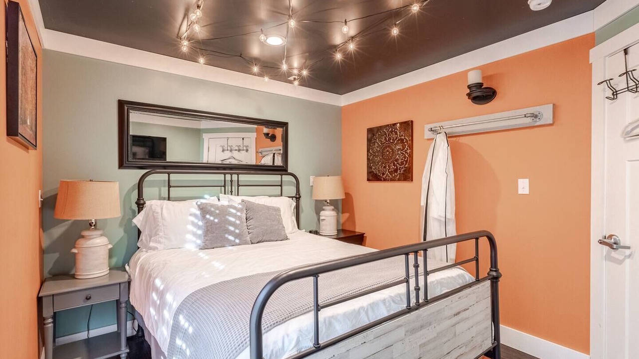 Photo of Bedroom in Jefferson City