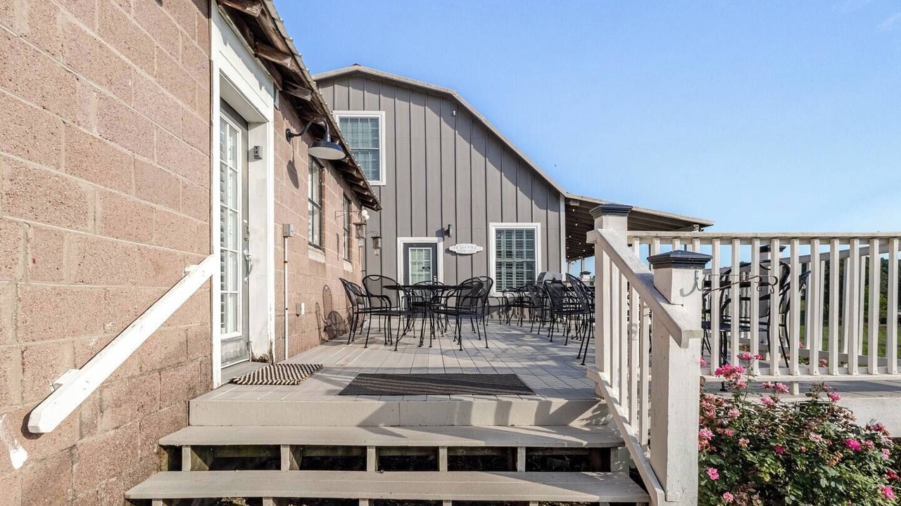 Photo of Patio Balcony in Jefferson City