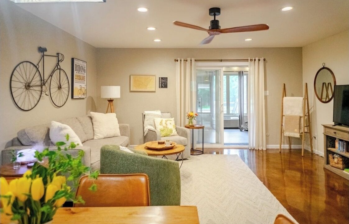 Photo of Livingroom in Bella Vista