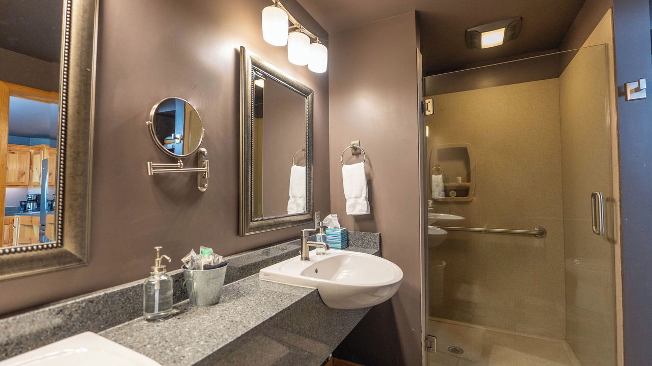 Photo of Bathroom in Sylvan Shores