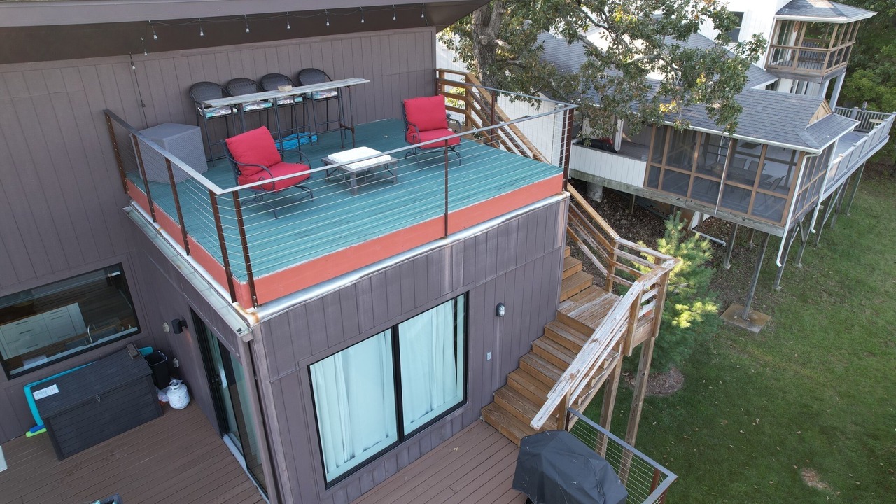 Photo of Patio Balcony in Lost Bridge Village