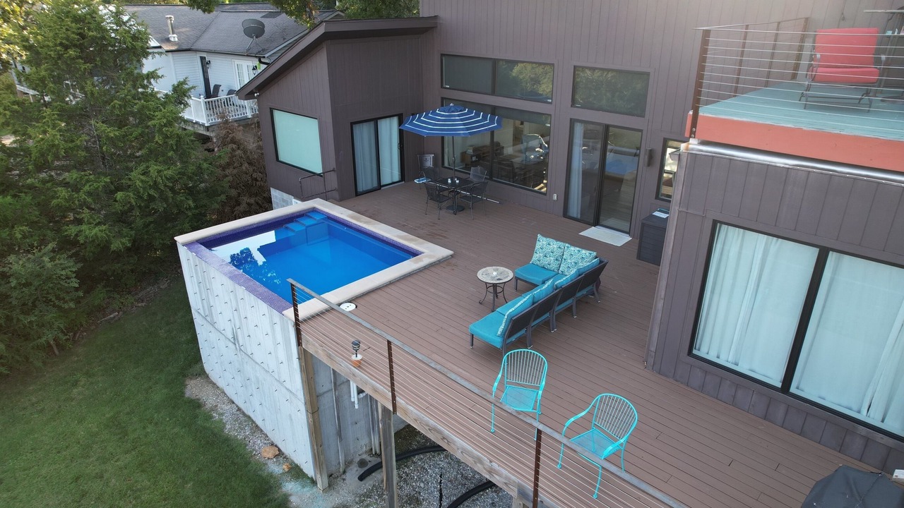 Photo of Patio Balcony in Lost Bridge Village
