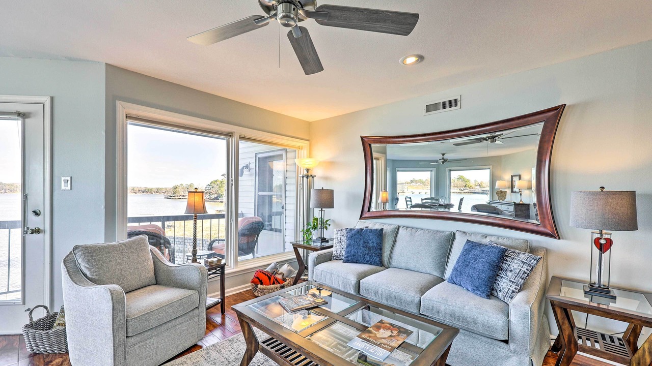 Photo of Livingroom in Lake Hamilton