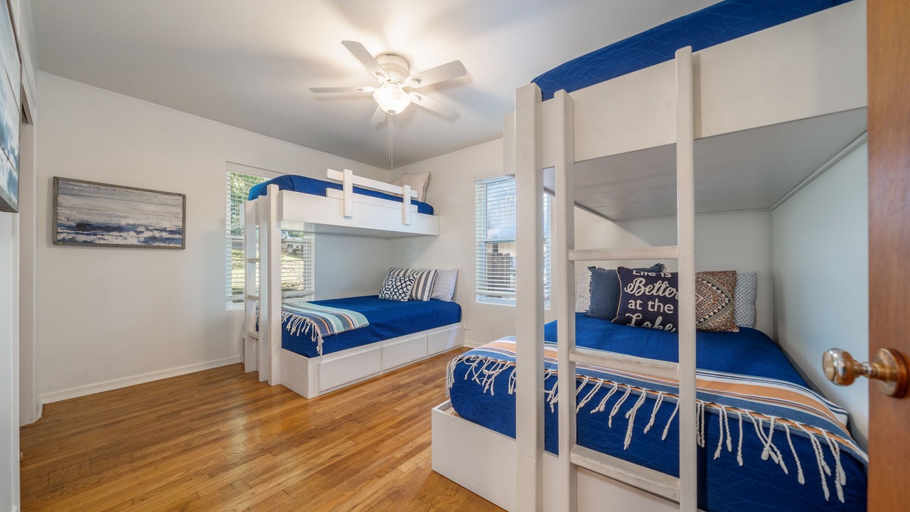 Photo of Bedroom in Lake Hamilton