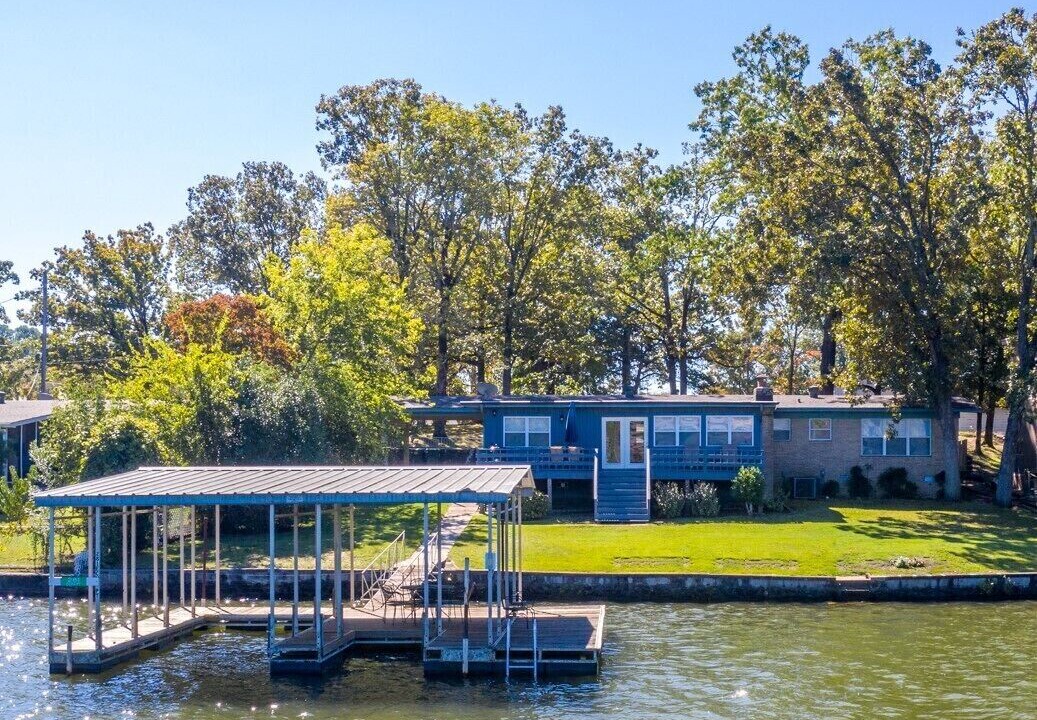 Photo of Outdoor in Lake Hamilton