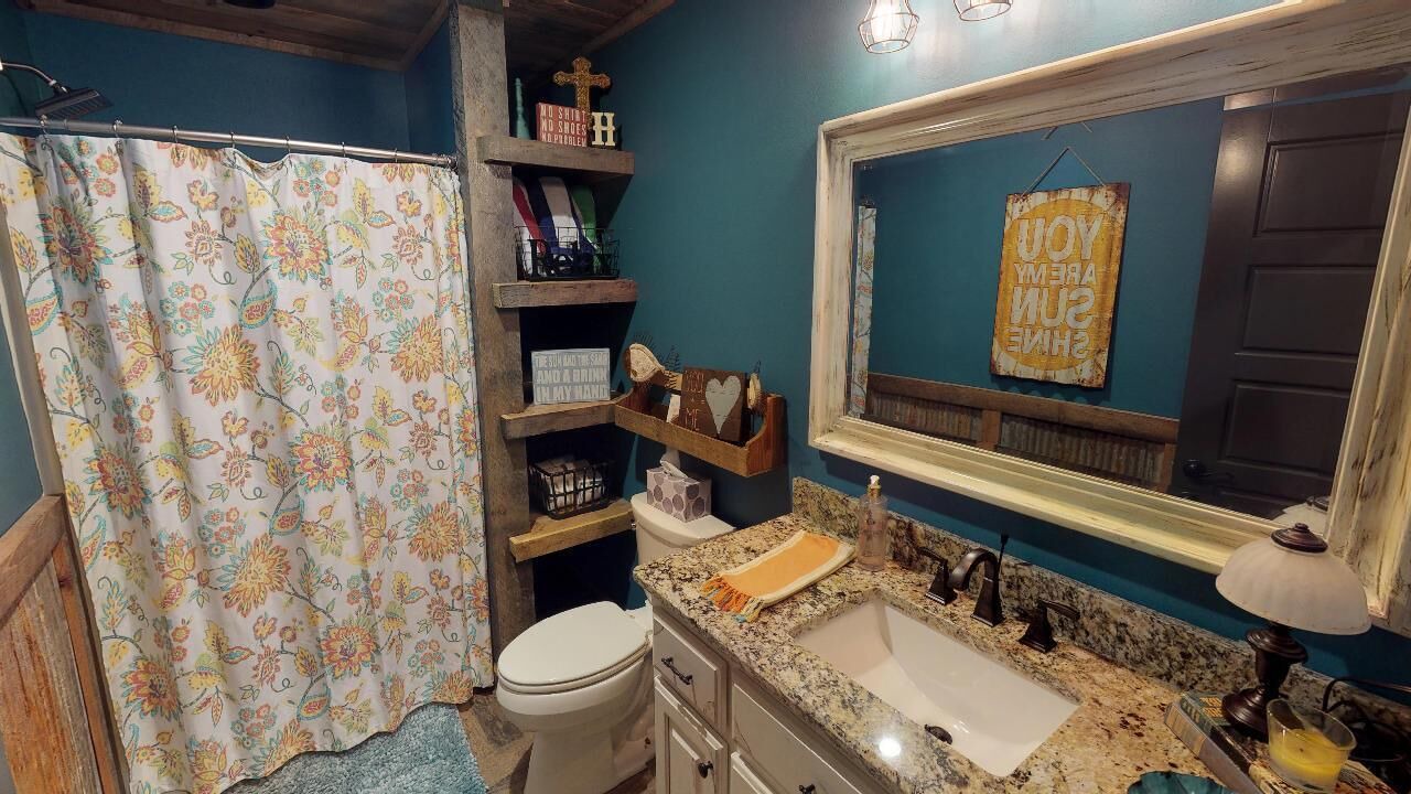 Photo of Bathroom in Glenwood