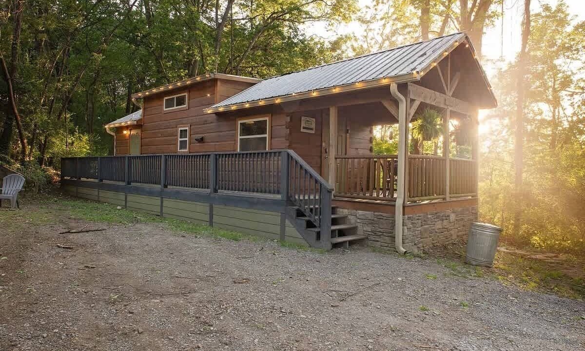 Photo of Outdoor in Lookout Valley Neighborhood Association