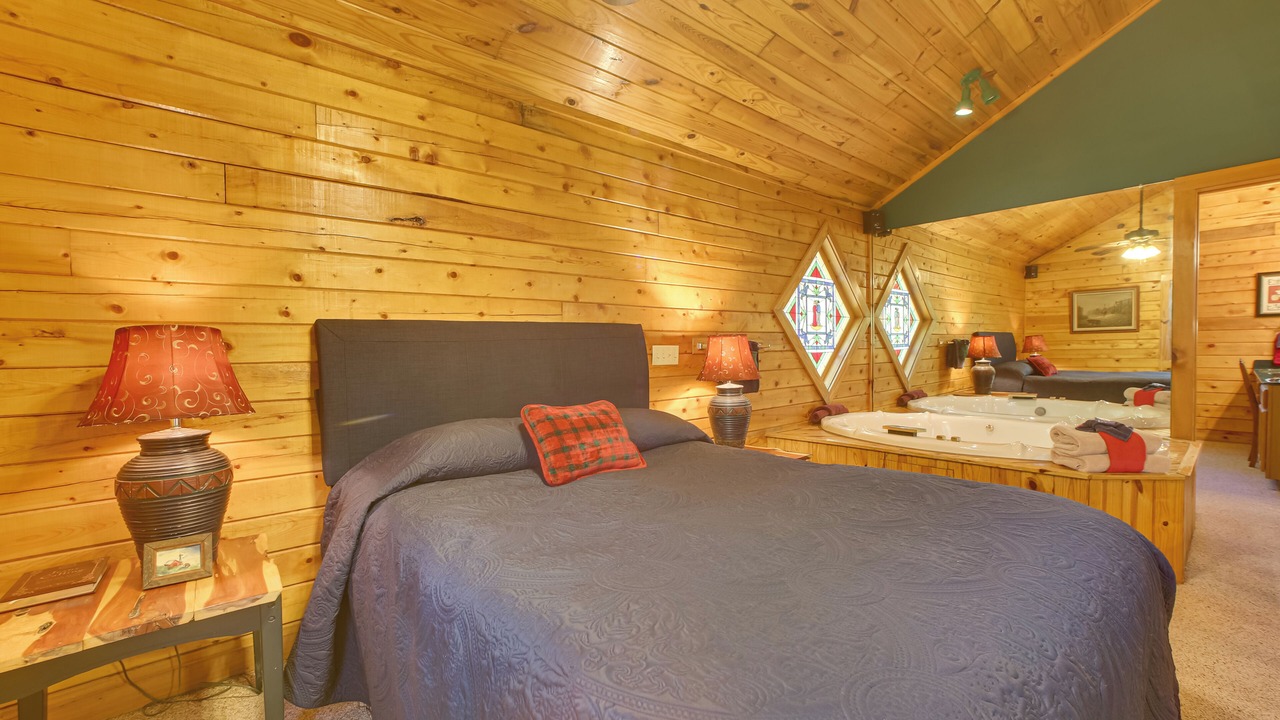 Photo of Bedroom in Eureka Springs