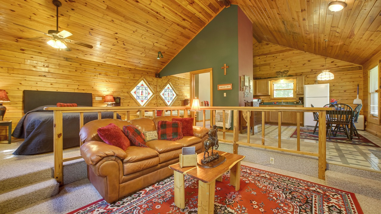 Photo of Livingroom in Eureka Springs