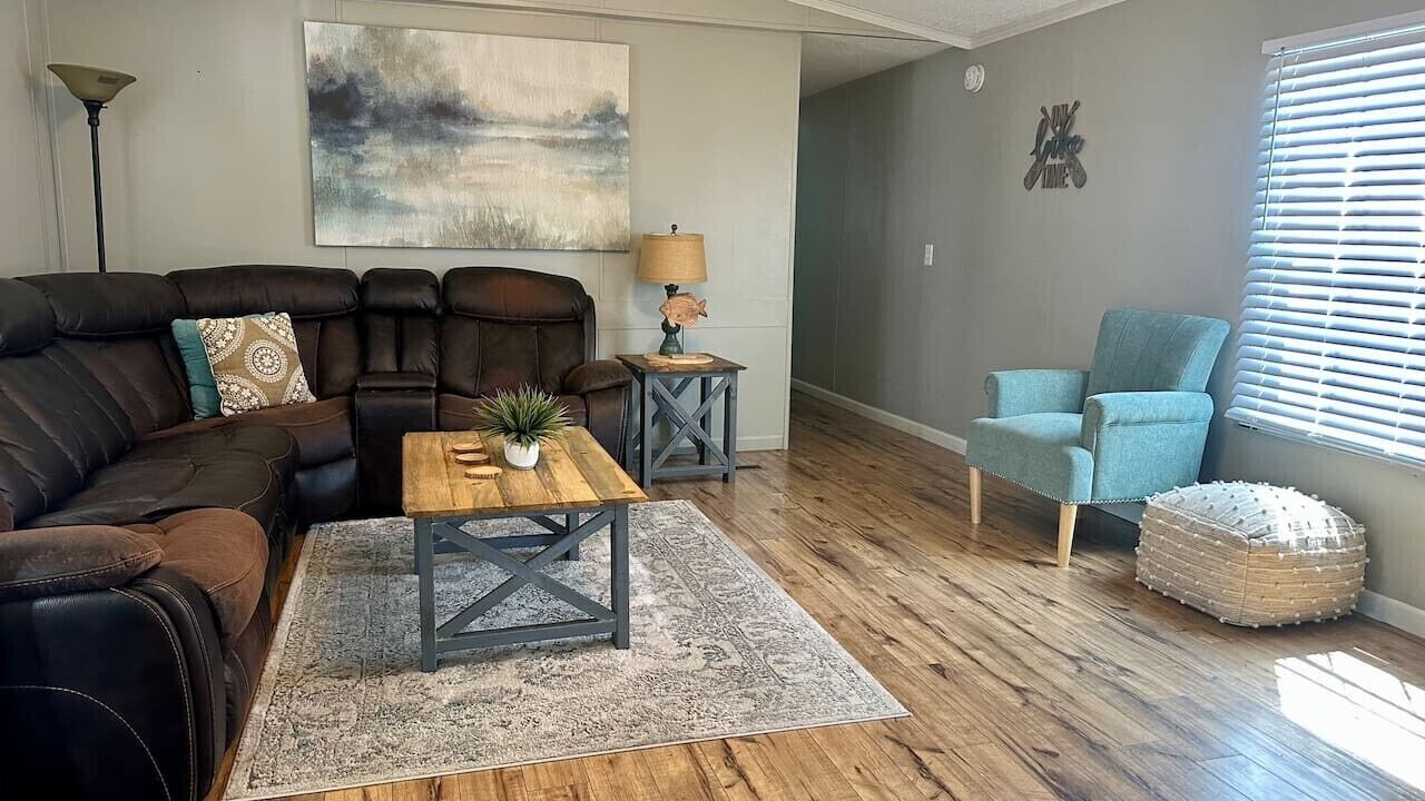 Photo of Livingroom in Gallatin