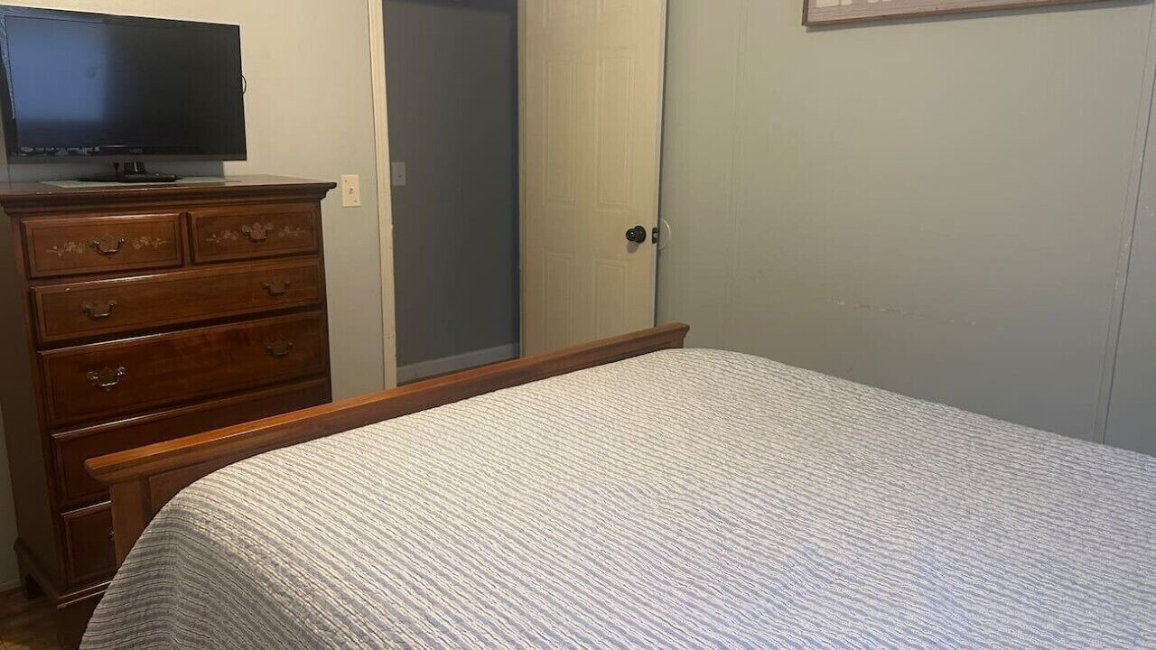 Photo of Bedroom in Gallatin