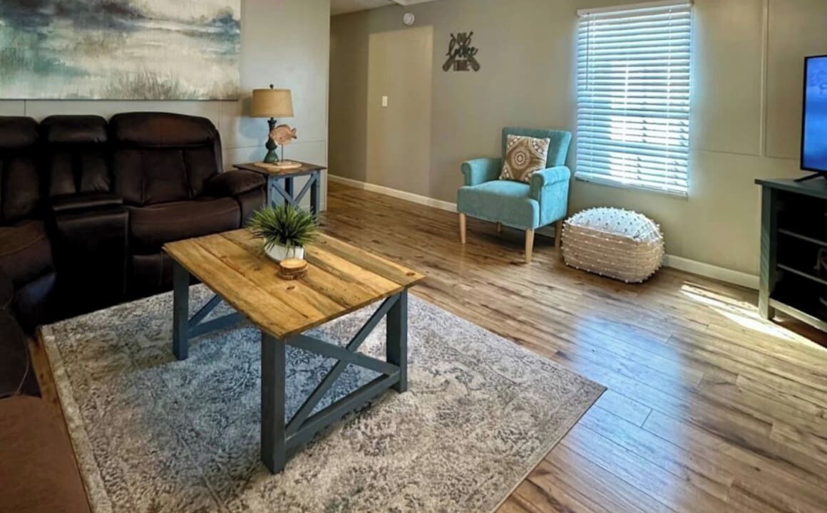 Photo of Livingroom in Gallatin