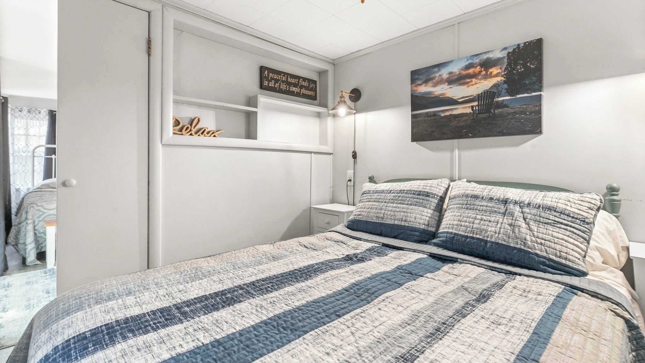 Photo of Bedroom in Jenkins