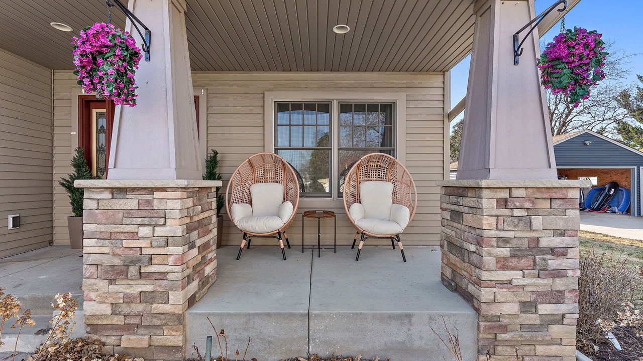 Photo of Patio Balcony in South St. Paul