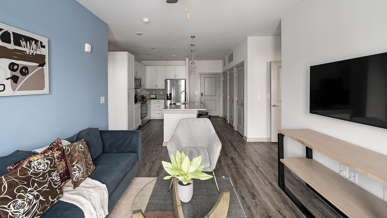 Photo of Livingroom in Hurwood Heights