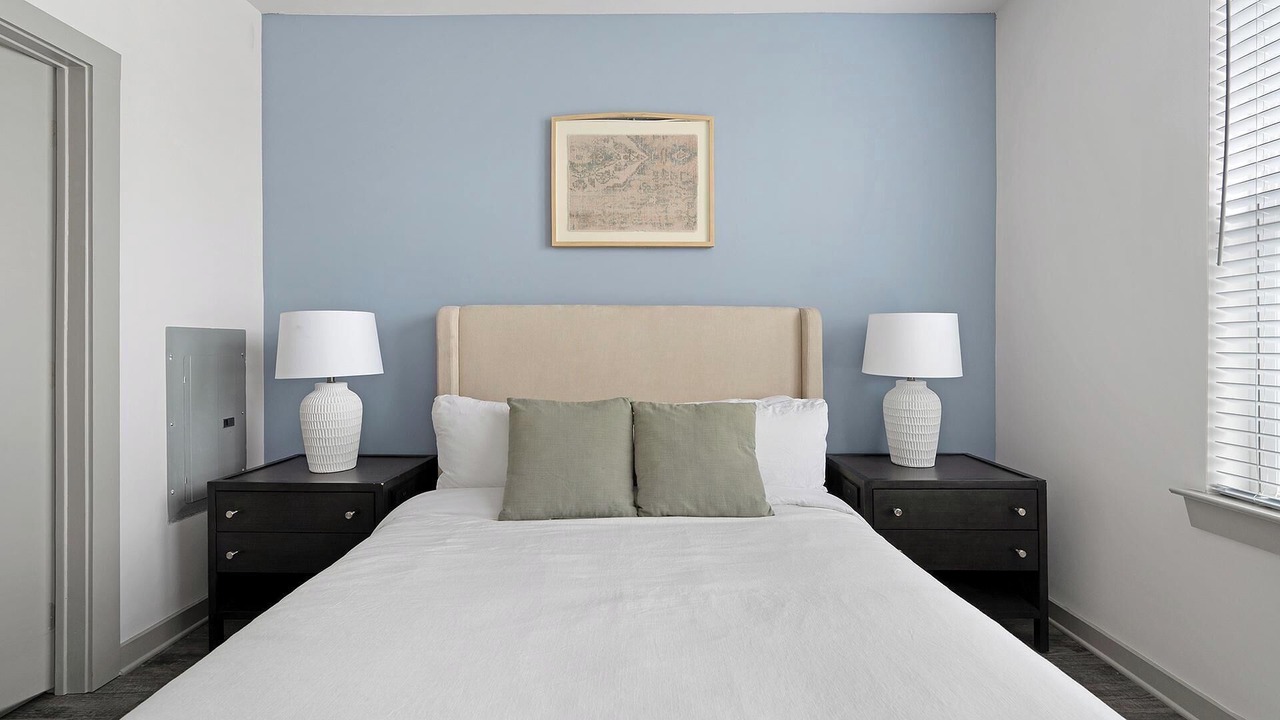 Photo of Bedroom in Hurwood Heights