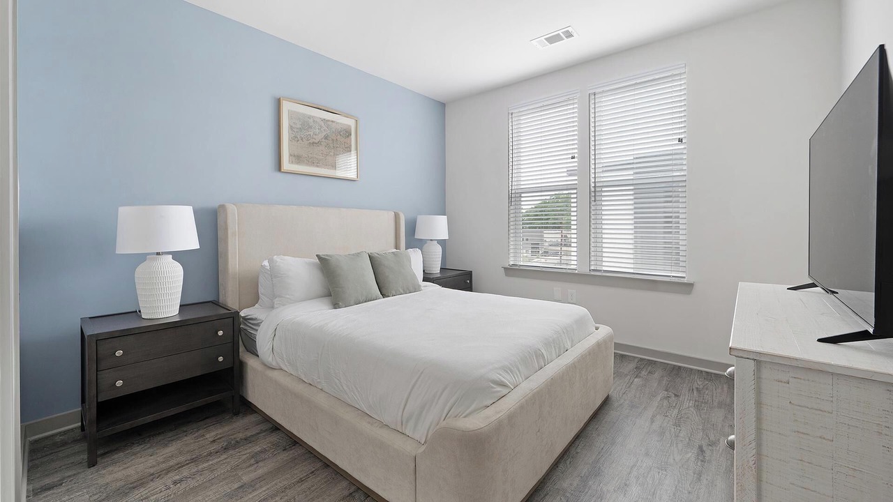 Photo of Bedroom in Hurwood Heights