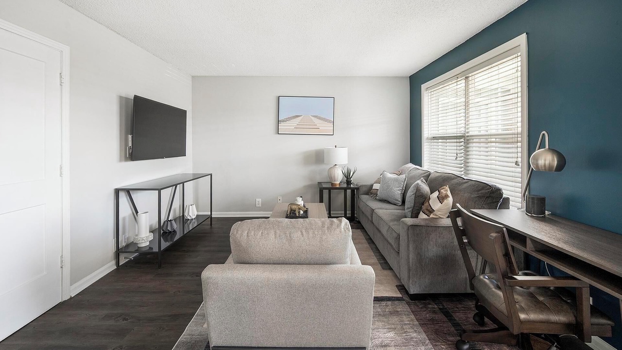 Photo of Livingroom in Hendersonville