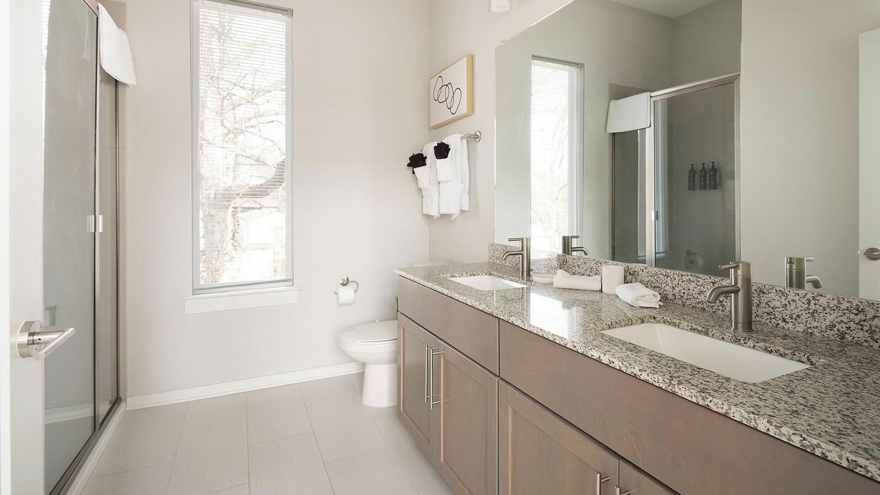Photo of Bathroom in Talbot's Corner