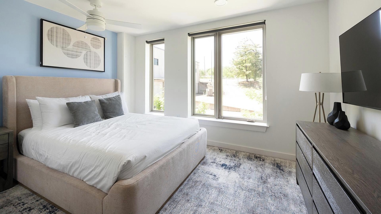 Photo of Bedroom in Eighth Avenue