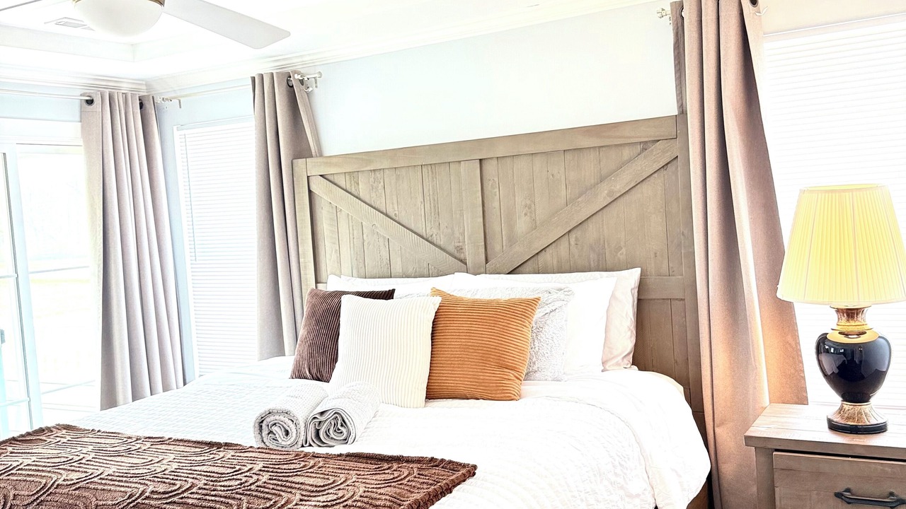 Photo of Bedroom in Raytown