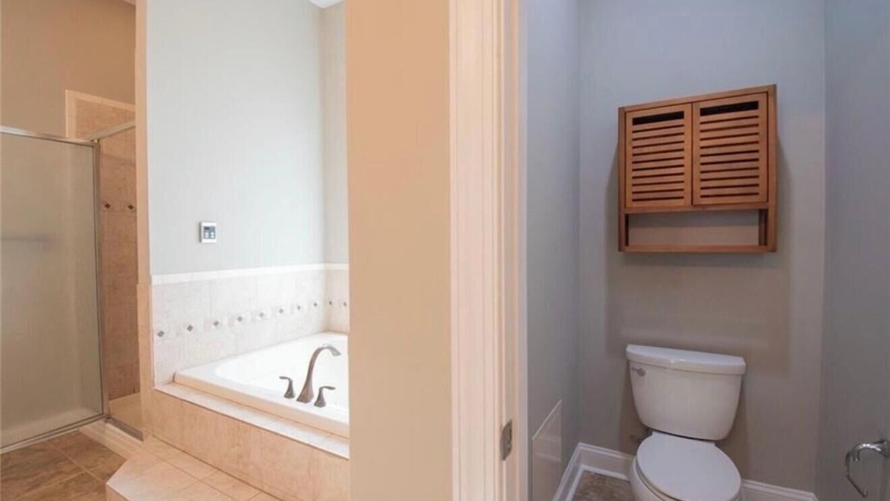 Photo of Bathroom in Kingsland