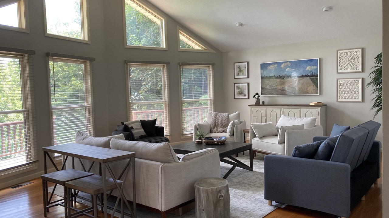 Photo of Livingroom in Big Sandy
