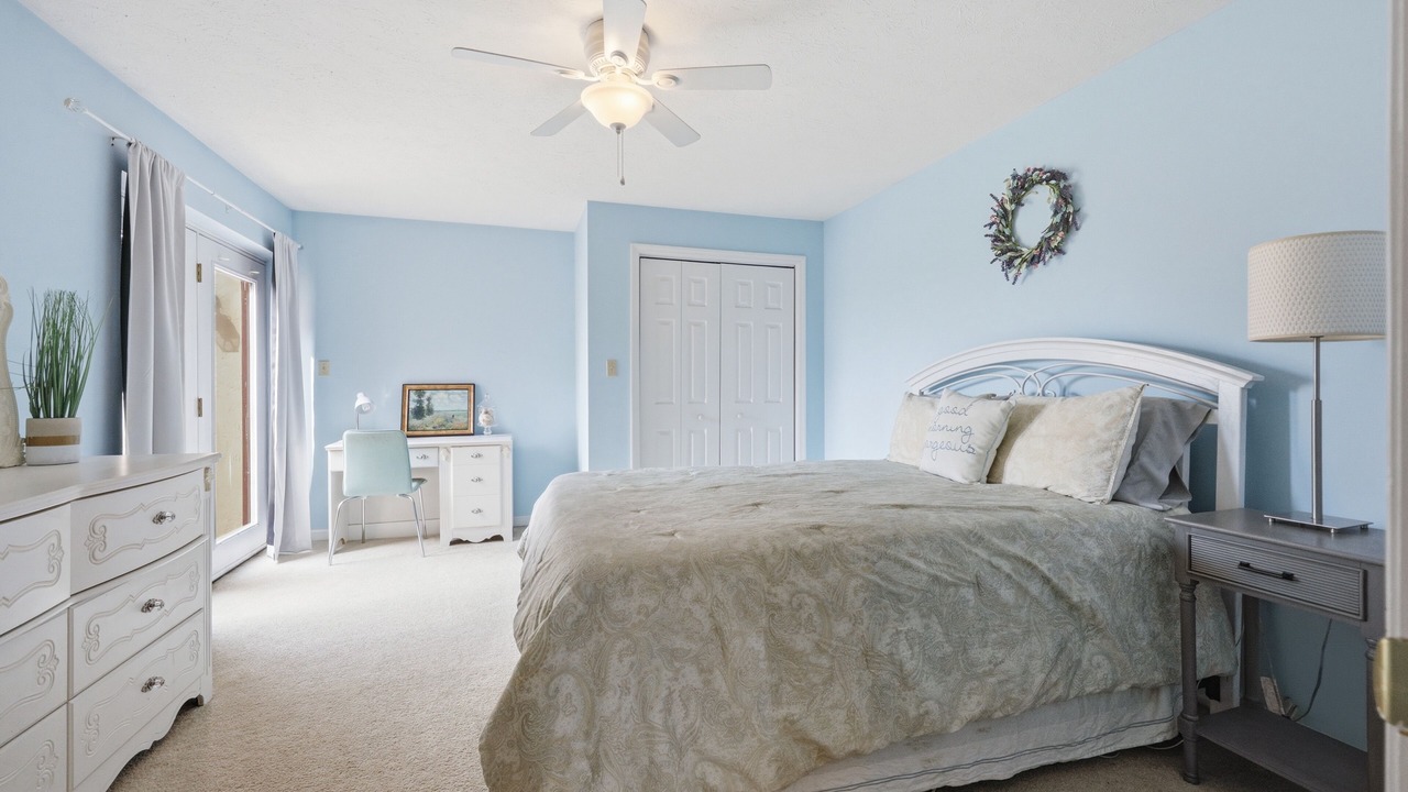 Photo of Bedroom in Maryville