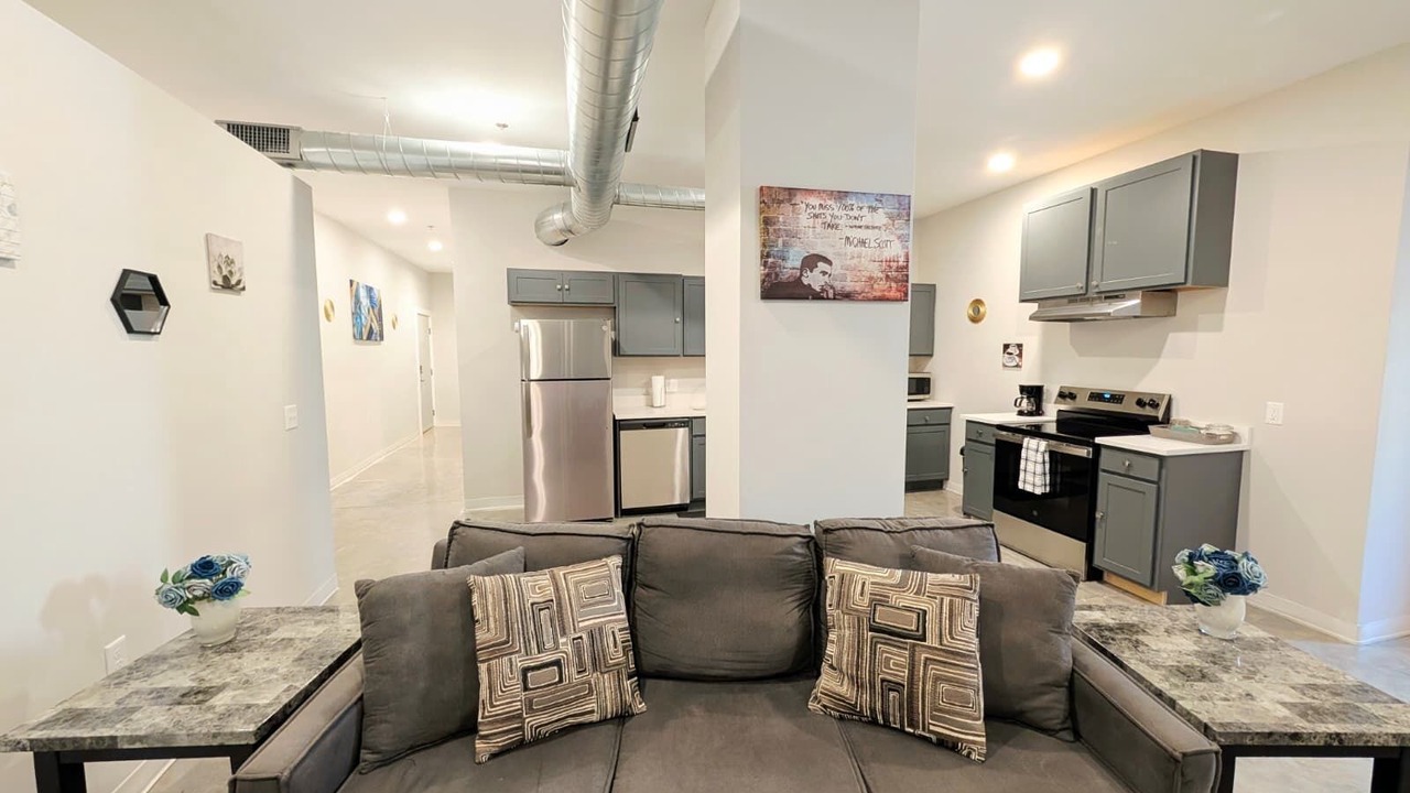 Photo of Livingroom in Central West End