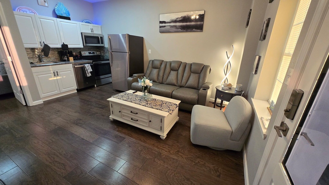 Photo of Livingroom in Uniontown