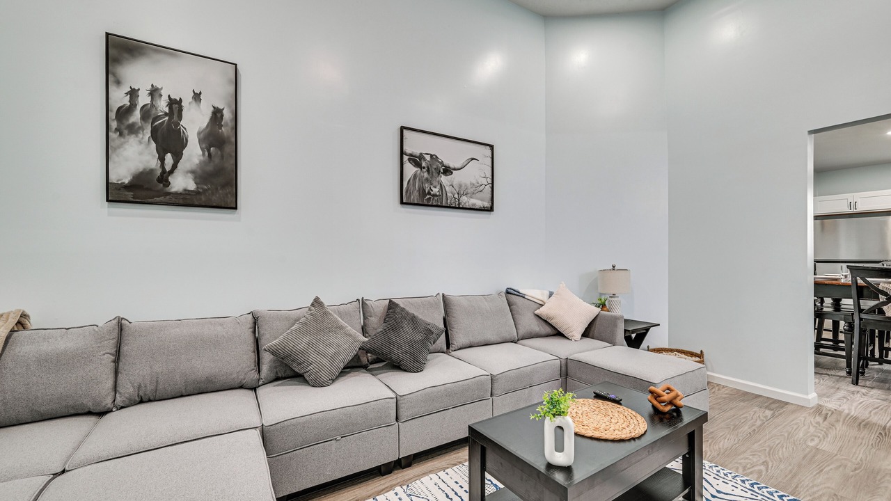 Photo of Livingroom in Horse Cave