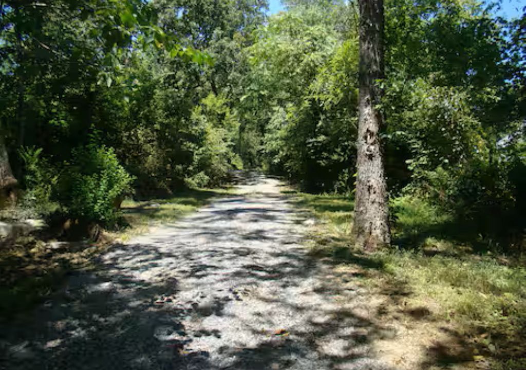 Photo of Others in Maryville