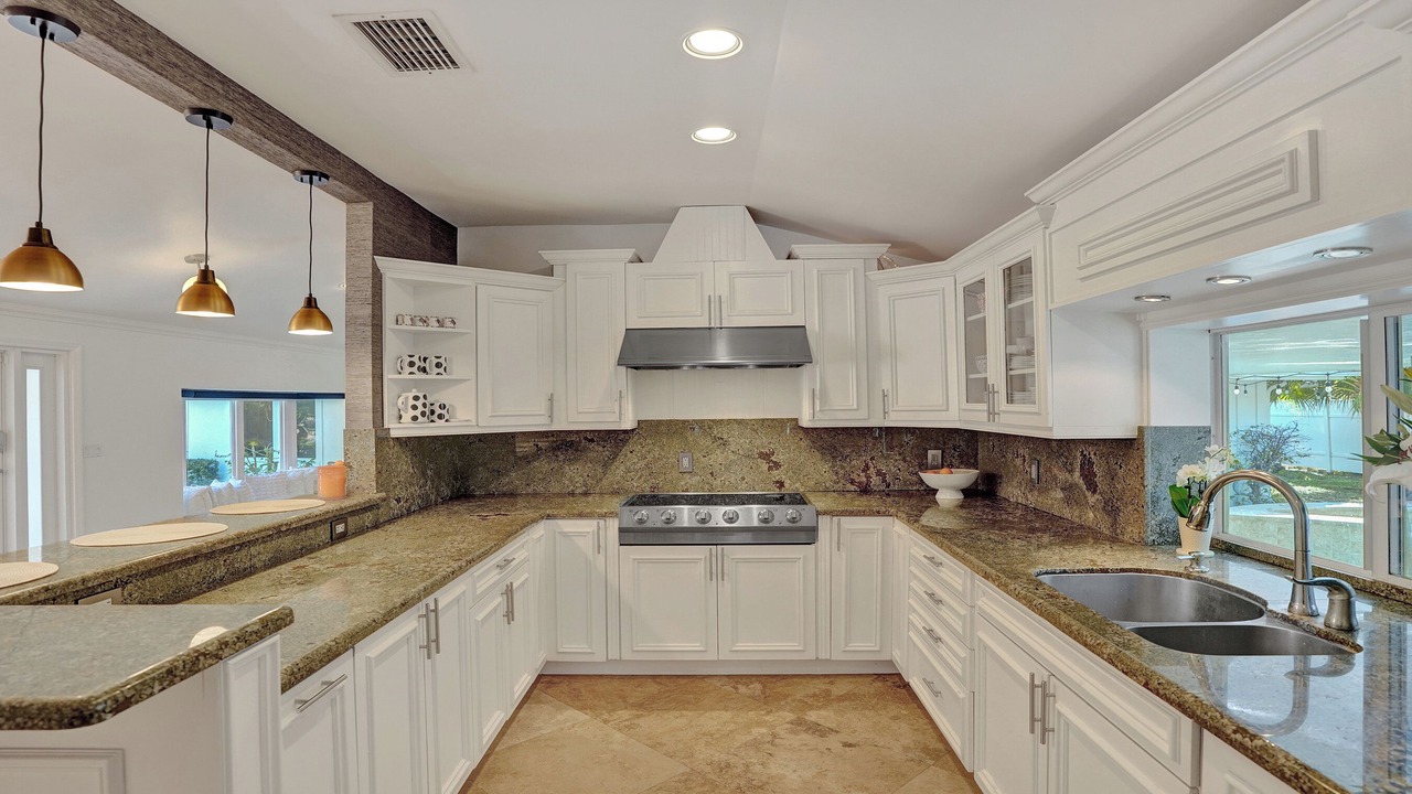 Photo of Kitchen in Coral Ridge