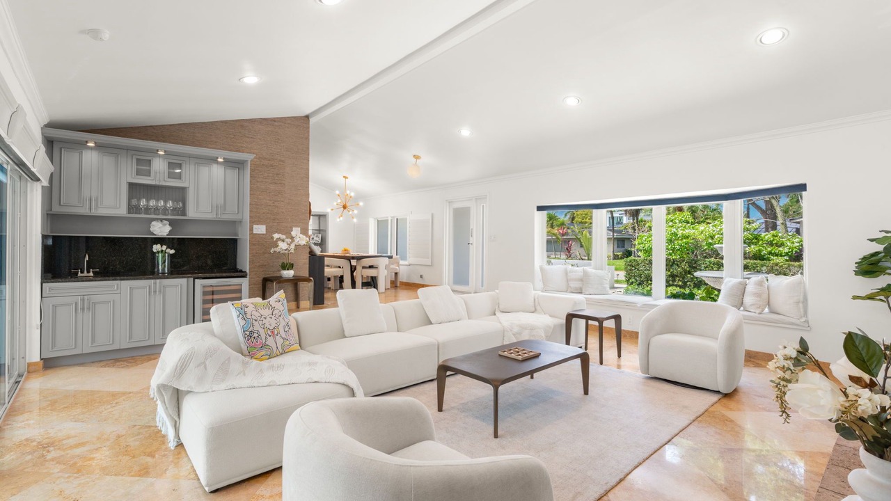 Photo of Livingroom in Coral Ridge
