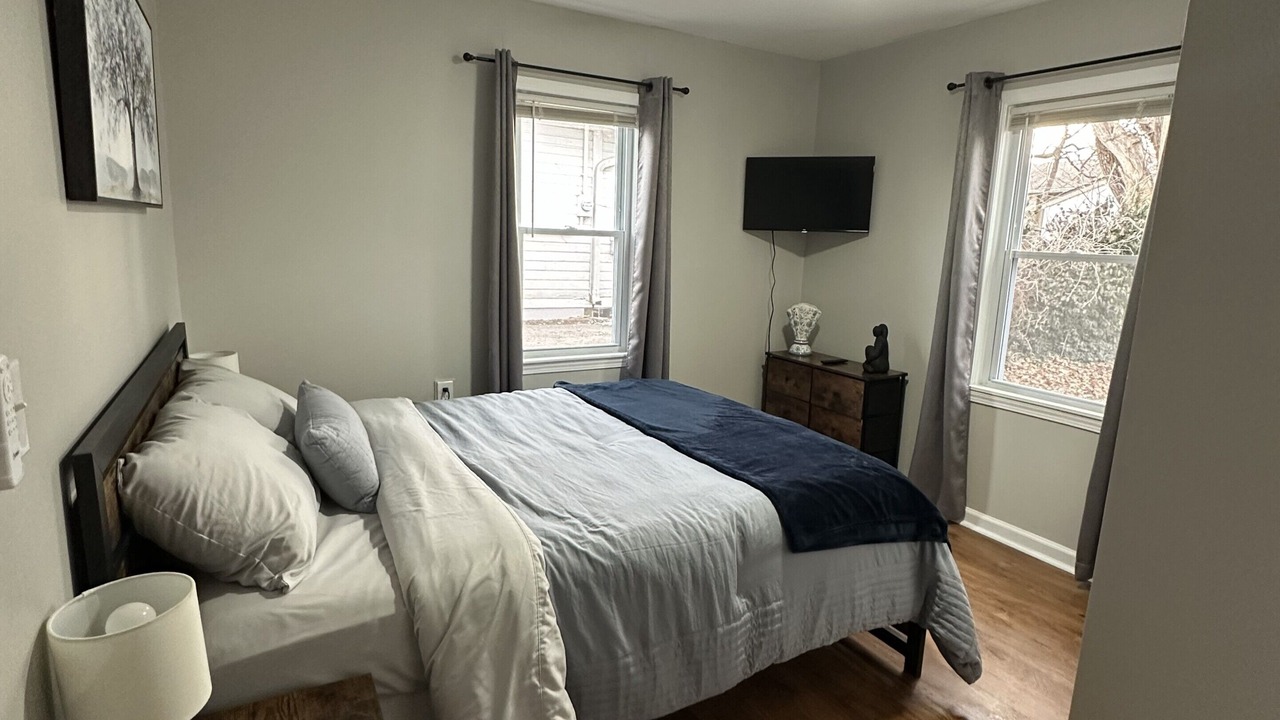 Photo of Bedroom in Overland Park