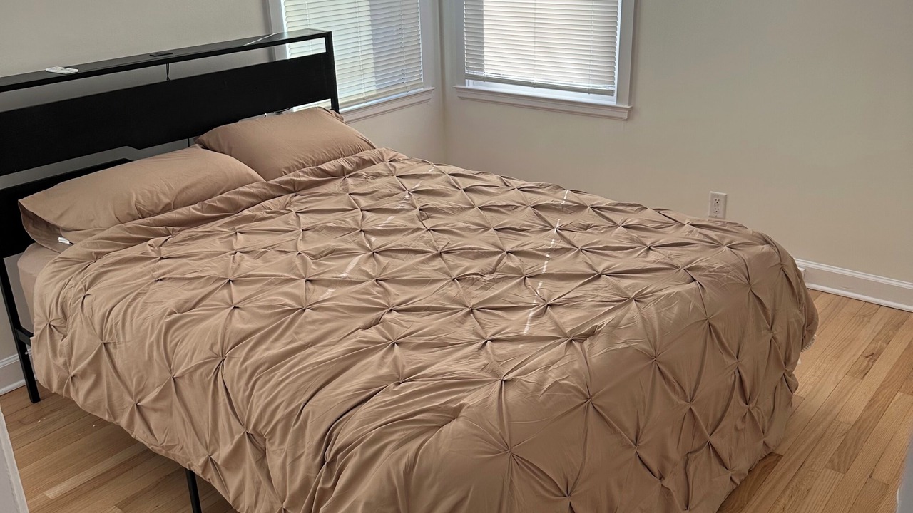 Photo of Bedroom in Lawrence