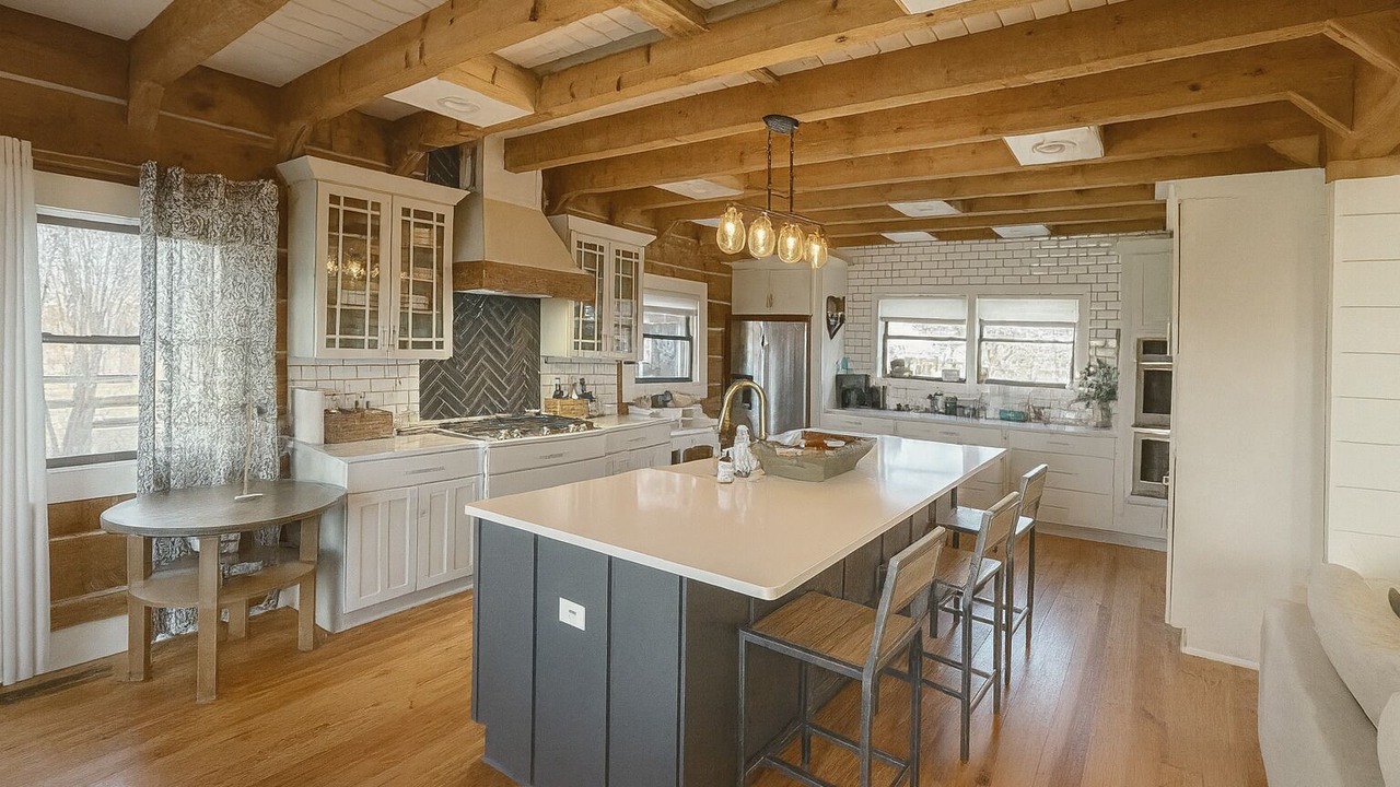 Photo of Kitchen in Drake