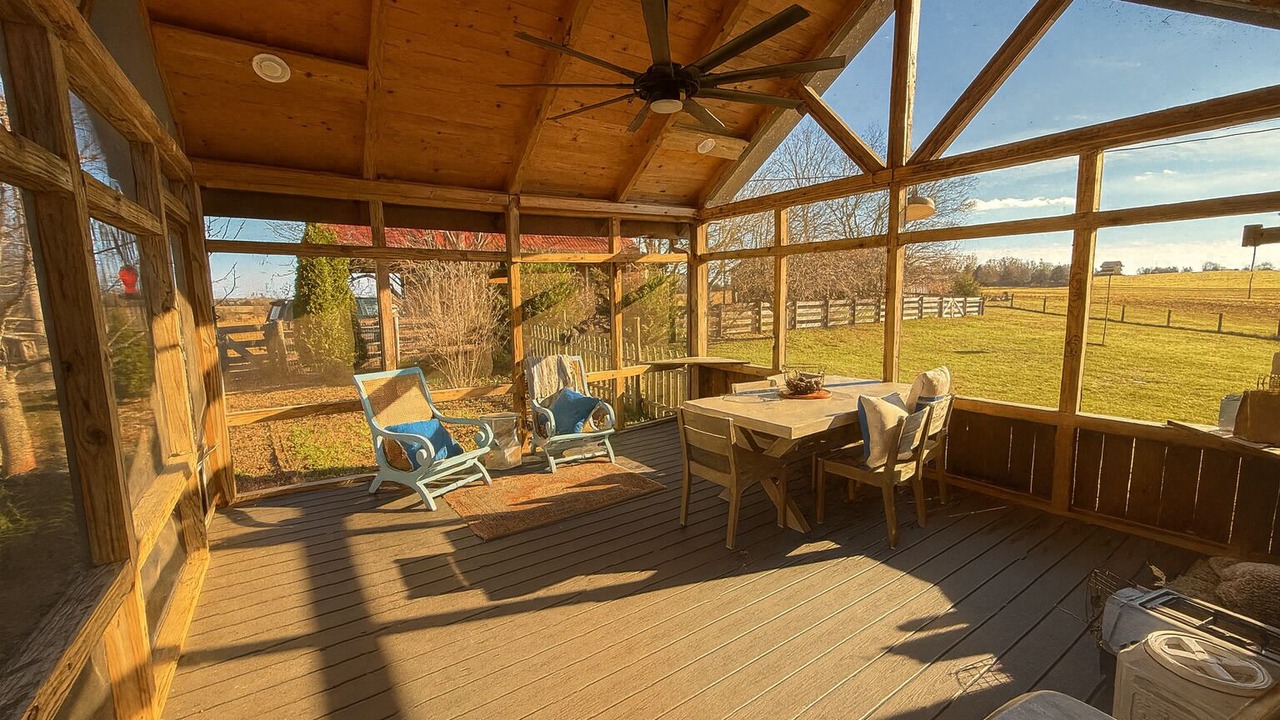 Photo of Outdoor in Drake