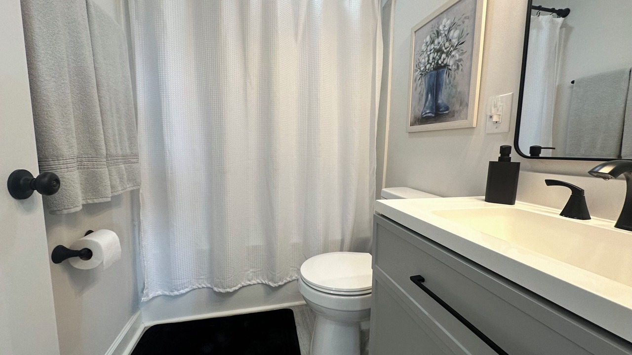 Photo of Bathroom in Pellville