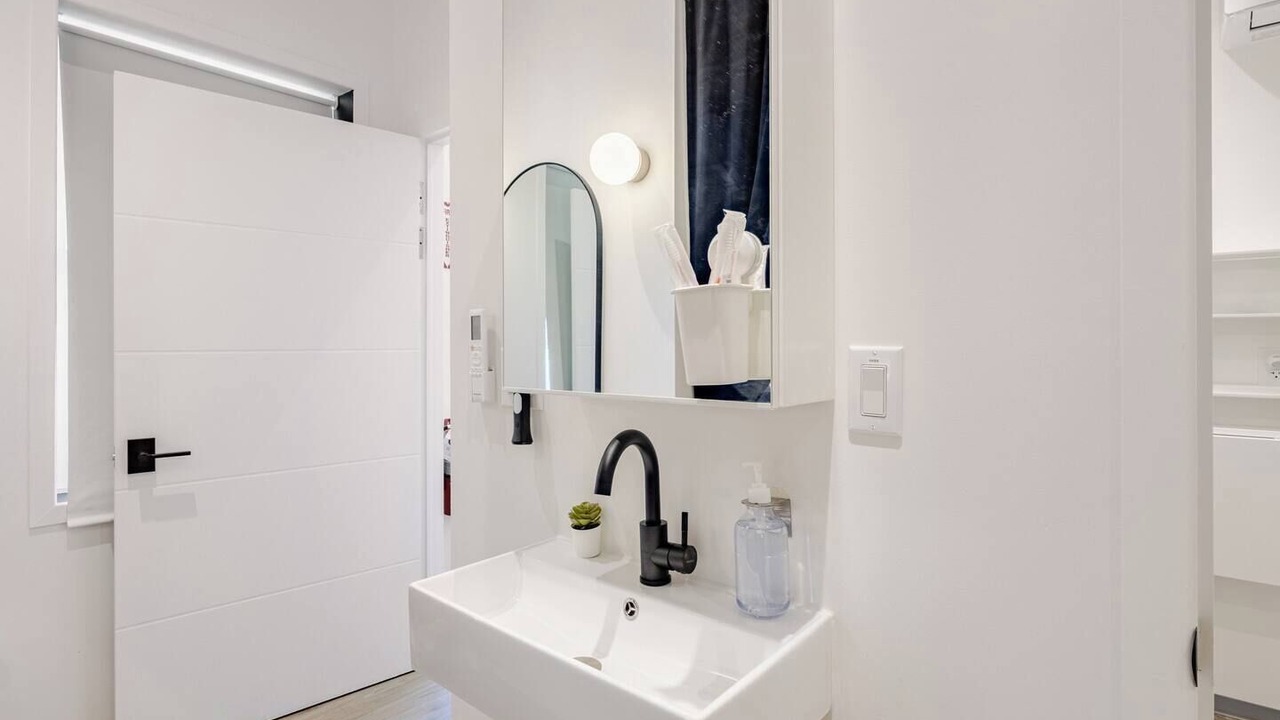 Photo of Bathroom in Jefferson City