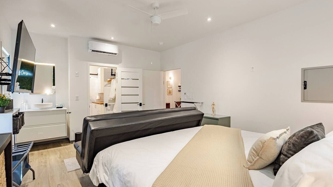 Photo of Bedroom in Jefferson City