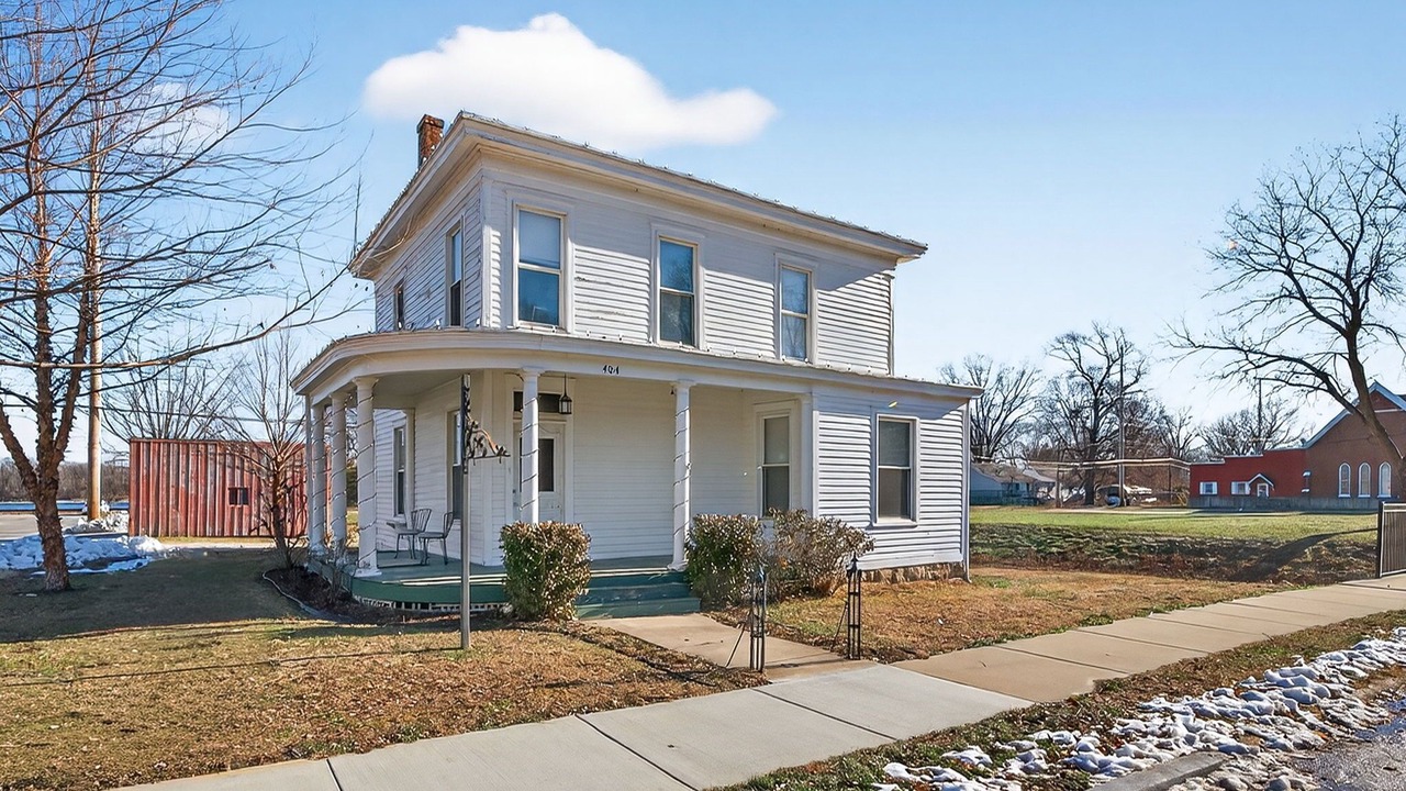 Photo of Outdoor in Clarksville