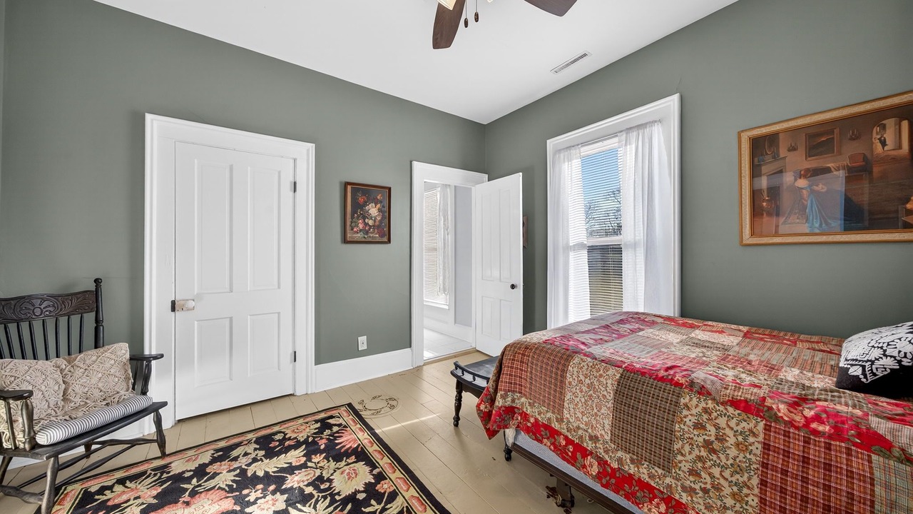 Photo of Bedroom in Clarksville