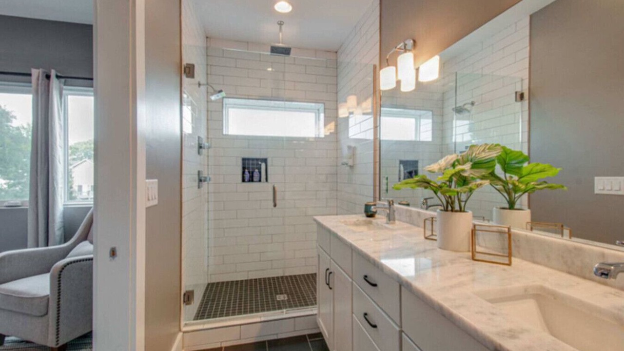 Photo of Bathroom in Salemtown