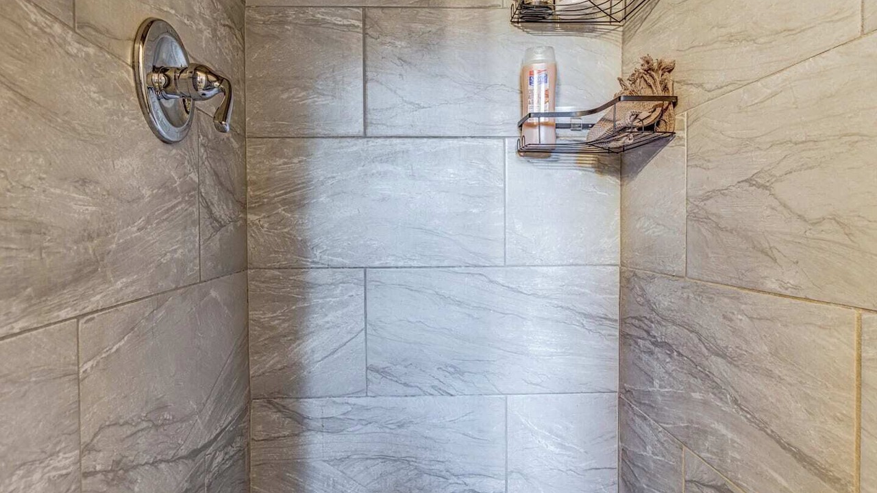 Photo of Bathroom in Cooper-Young Historic District