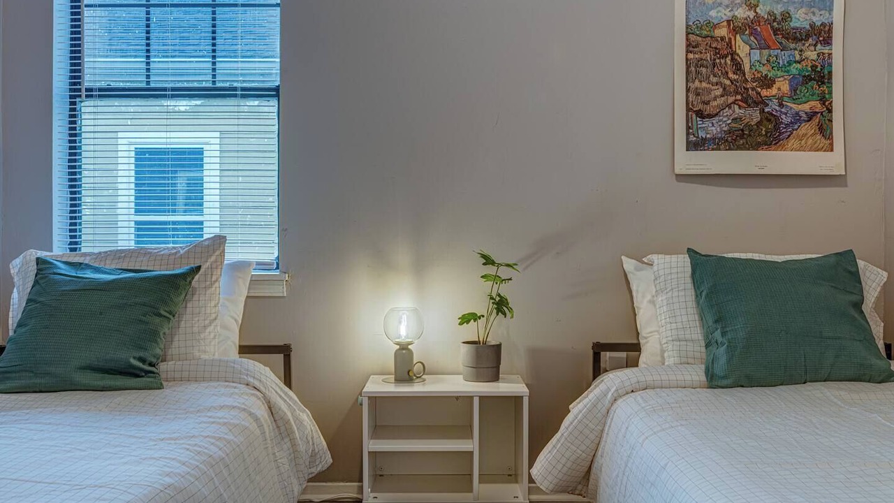 Photo of Bedroom in Cooper-Young Historic District