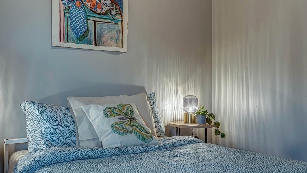 Photo of Bedroom in Cooper-Young Historic District