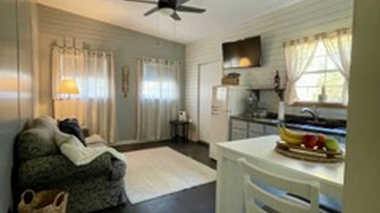 Photo of Livingroom in New Albany
